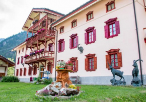 Отель Residence Hotel La Villa della Regina, Грессоней-Ла-Трините
